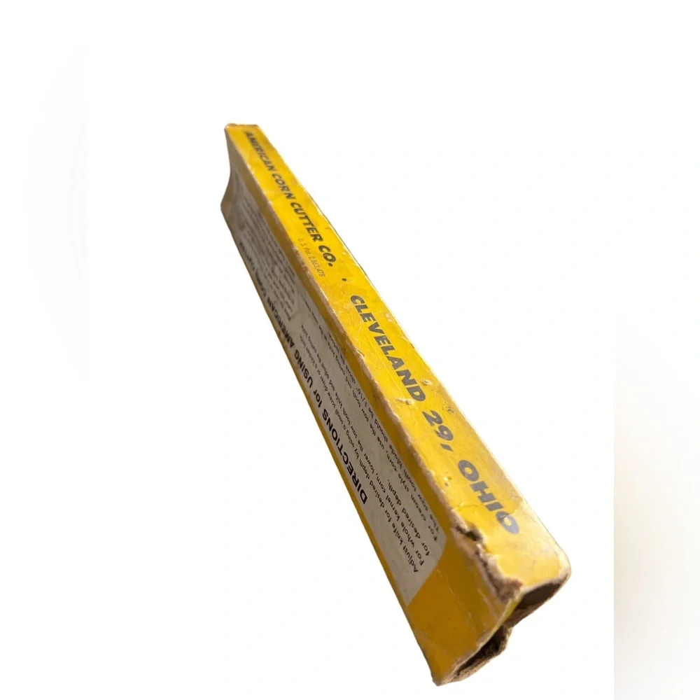 VINTAGE AMERICAN CORN CUTTER‎ from Cleveland Ohio